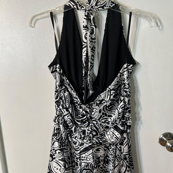 Silver and Black print halter - Picture 5 of 8